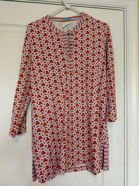 J. McLaughlin Red & White Geometric Kids Pajama Top with Blue Trim